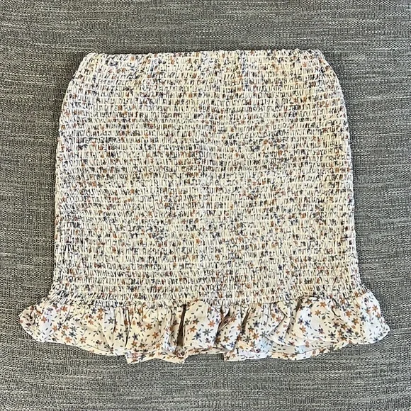 NWOT Love Tree Cropped Tie Top w/ Ruffle Skirt - Picture 4 of 6